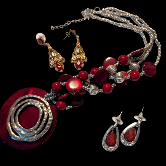 Jewelry - Red Silver‎ Tone Women's Necklace &;Earrings Jewelry Lot